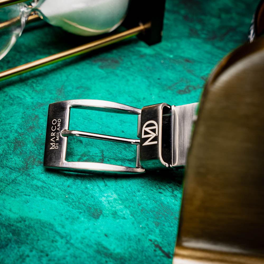 Alligator Belt 105 - Newspaper